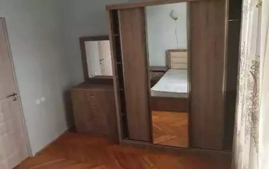 Тигран Мец, 76