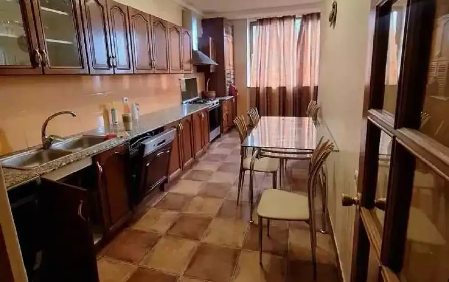 ул. Грибоедова, 20