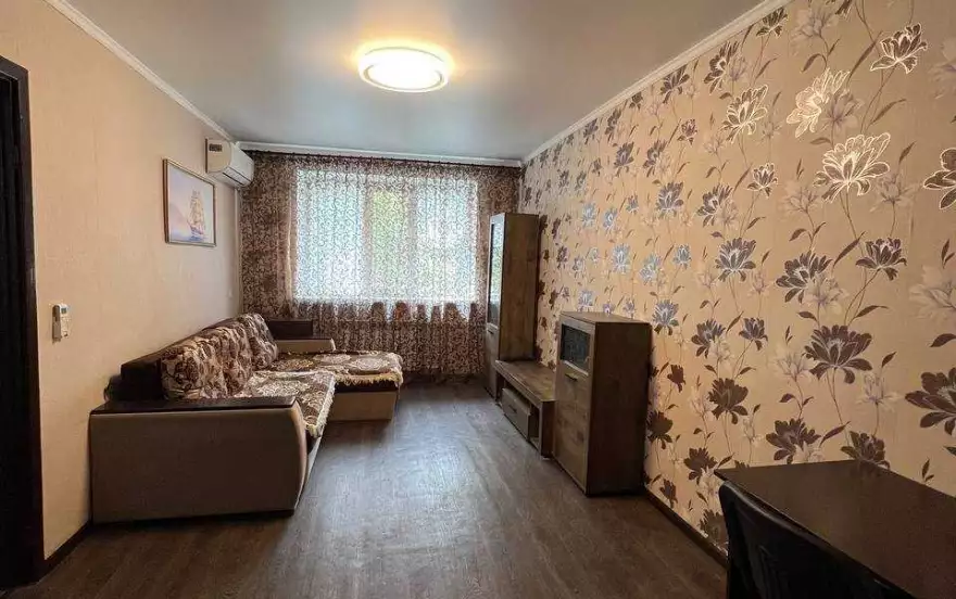 проспект Строителей, 79