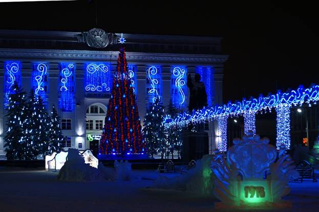 Площадь Советов зимой. Кемерово.