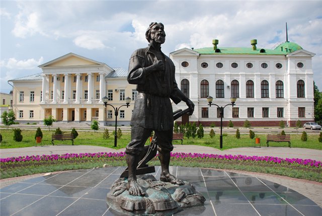 Памятник «Тамбовскому мужику»