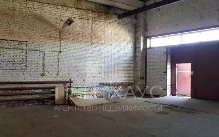 16 лет Октября ул., 1