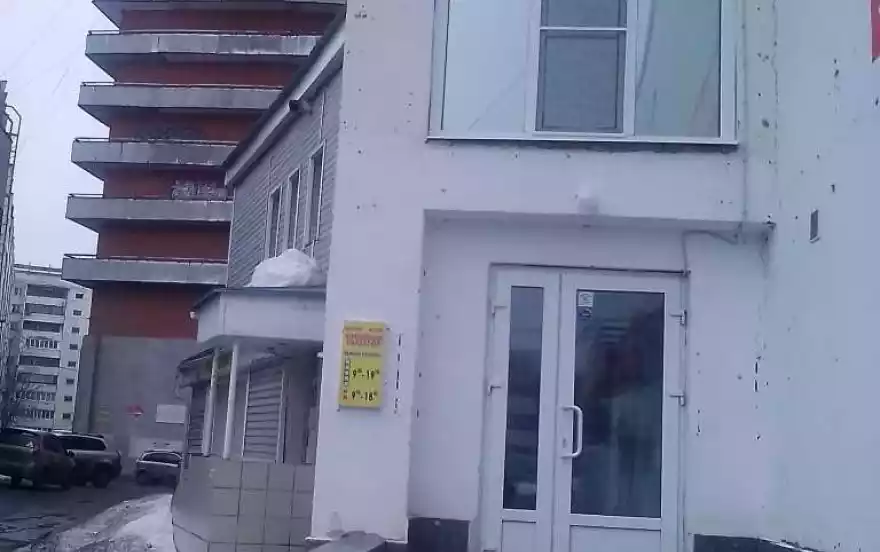 Петрова ул, 1