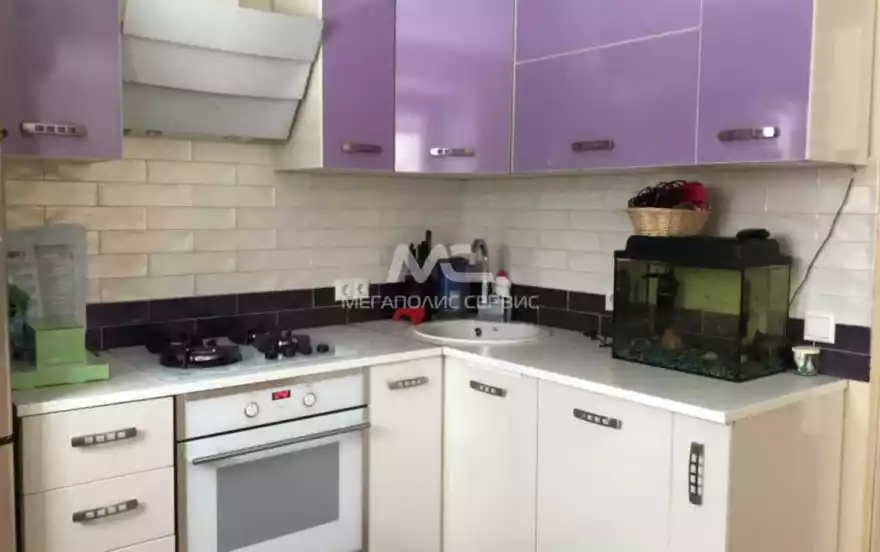 Мира улица, 24Б