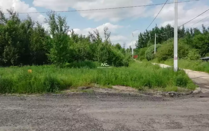 Героя Макарова улица, 2