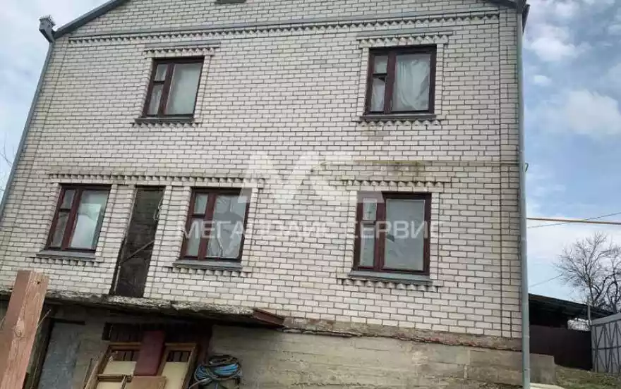 Окраинная улица