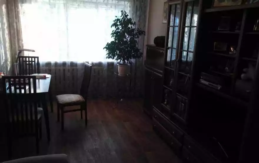 Октябрьская улица, 105