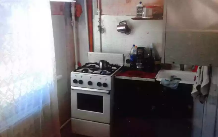 Озёрная улица, -