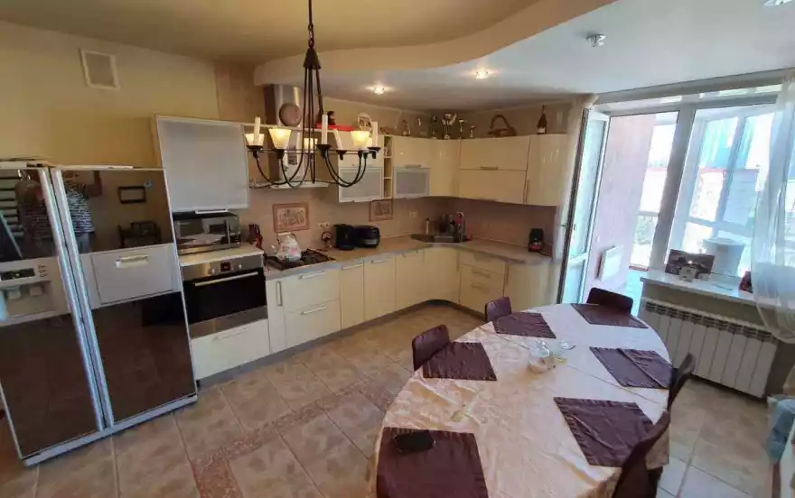 Рахова улица, 61/71