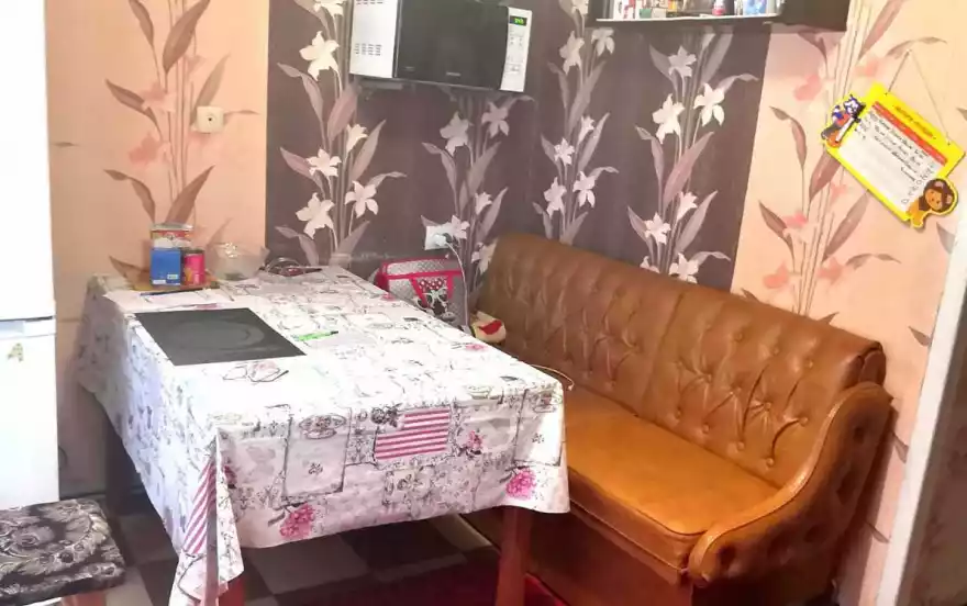 Строительная улица, 13