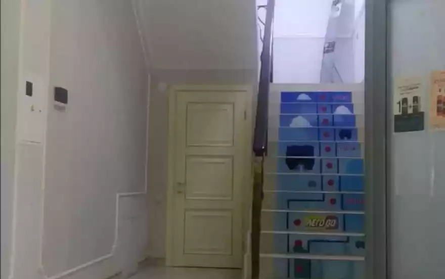 Украинская улица, 16