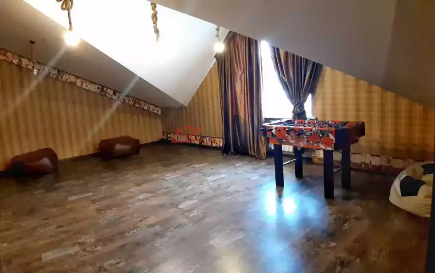 Адмиральский б-р, 7А