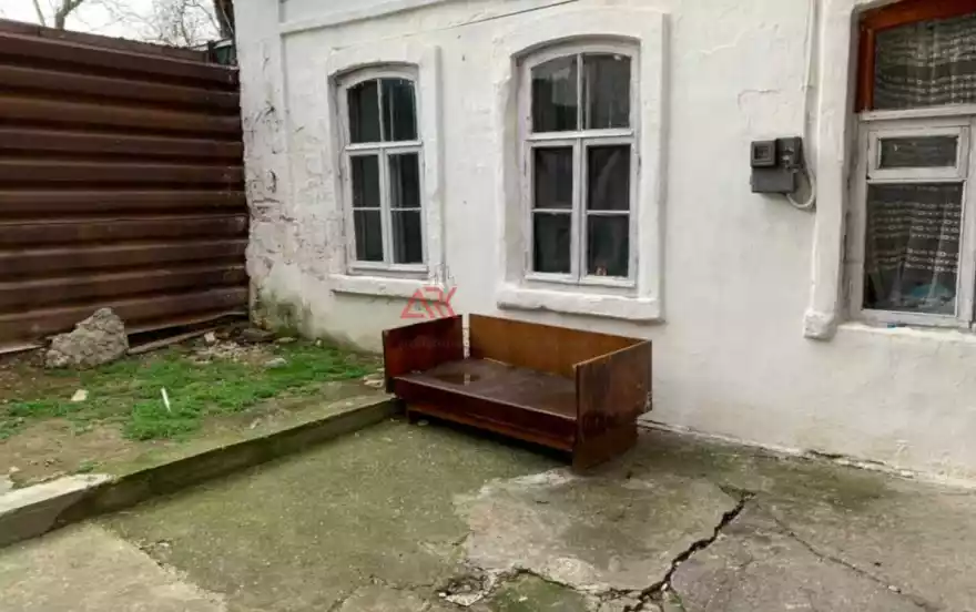 Чехова улица, 6