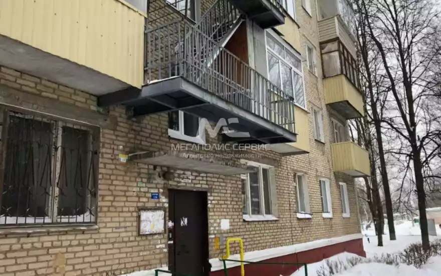 Высотная улица, 3б