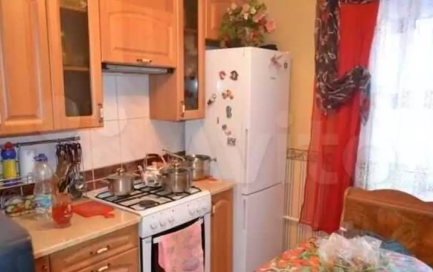 Подполковника Емельянова улица, 274