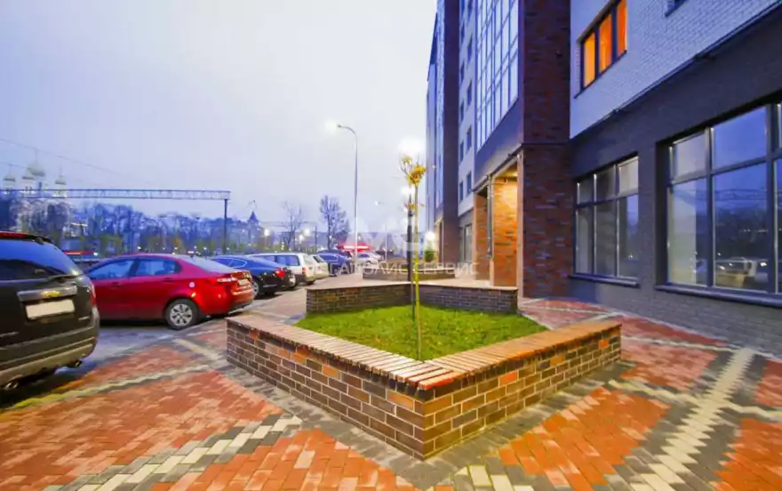 Уральская улица, 20