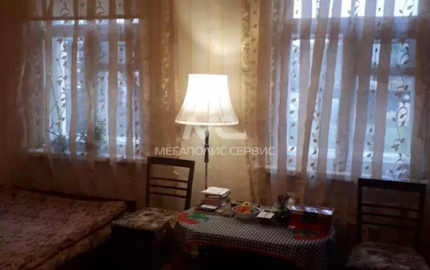 Ялтинская улица, 75