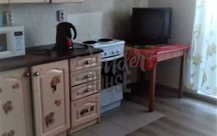 Верхнетарманская улица, 1