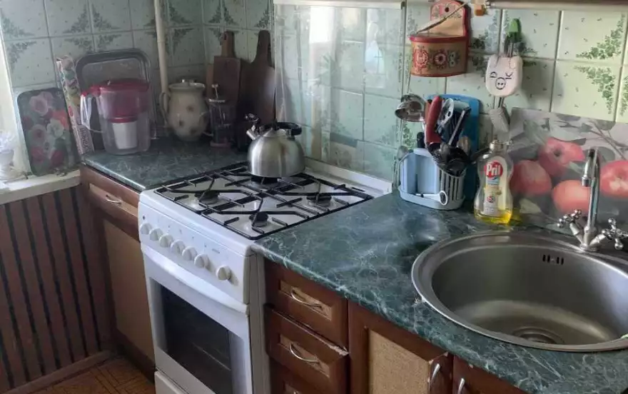 Октябрьская улица, 11