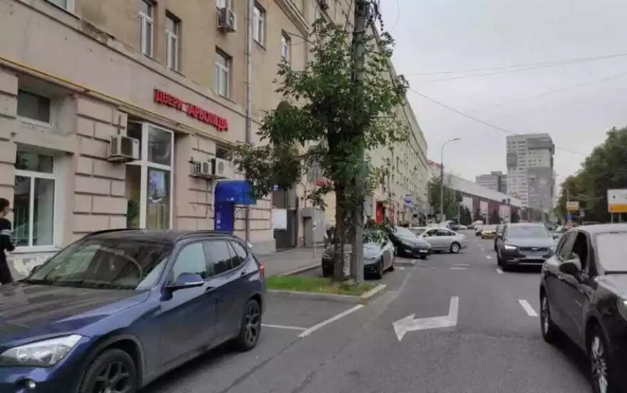 Орджоникидзе улица, 7