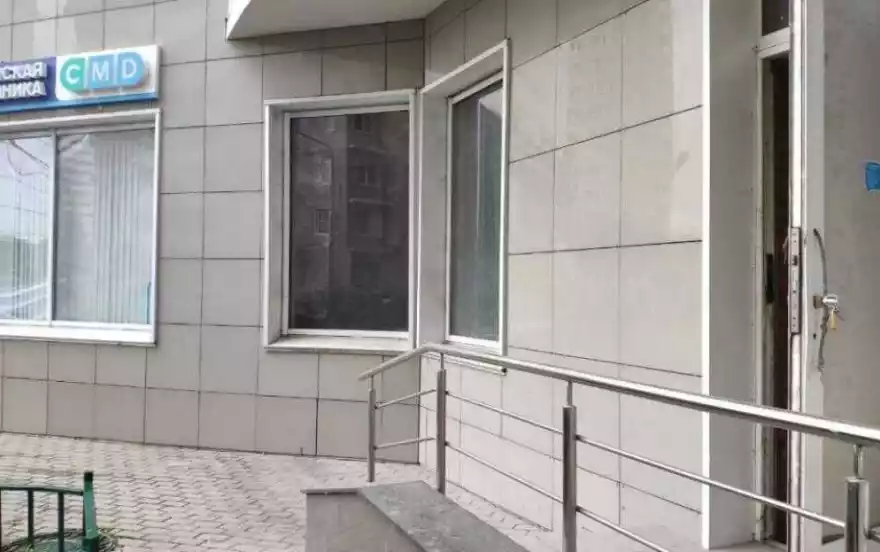 Яна Райниса б-р, 31