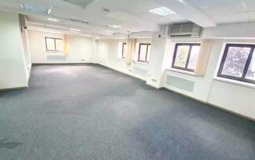 Днепропетровская улица, 4Б