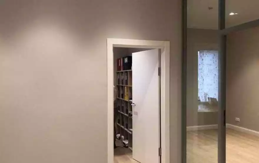 Неверовского улица, 10