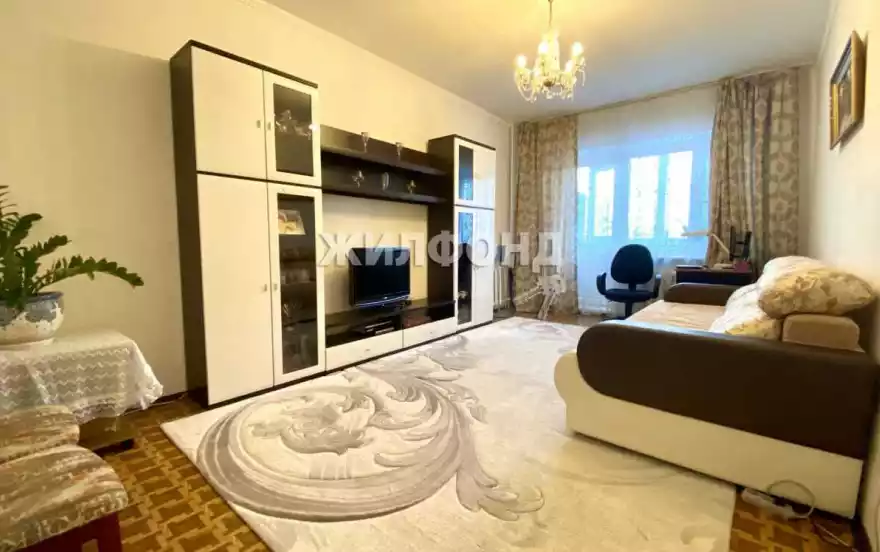 Дзержинского улица, 4