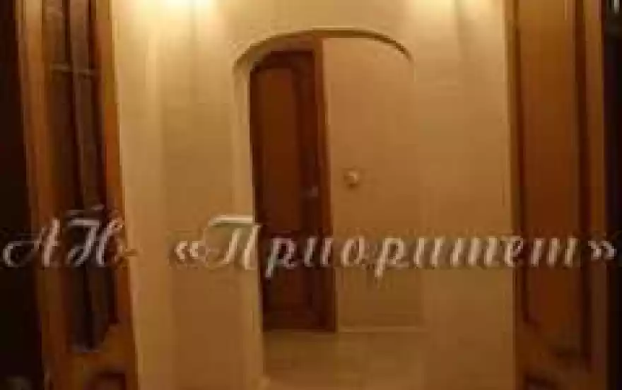 ул. Космонавтов, 6