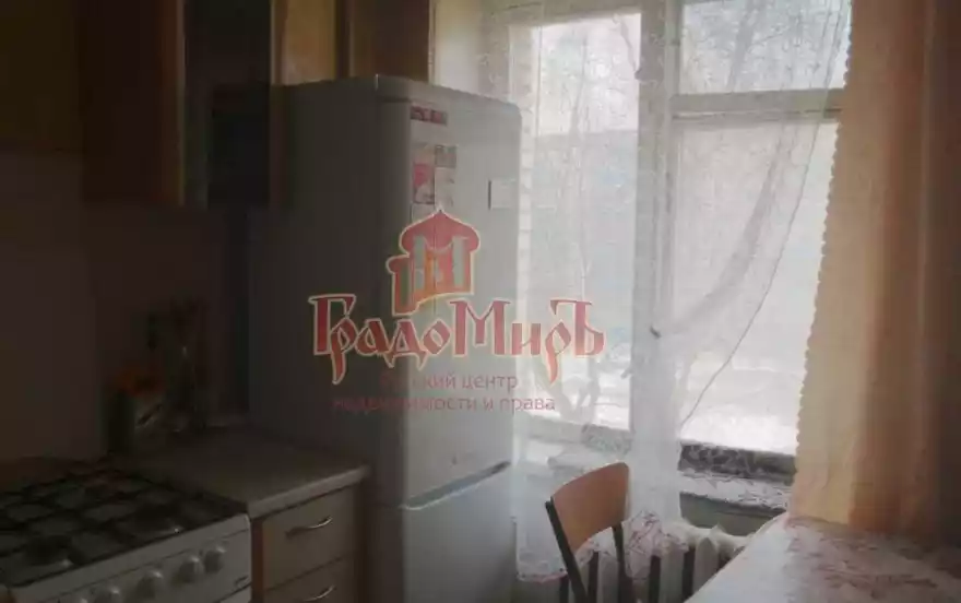 Чайковского улица, 1