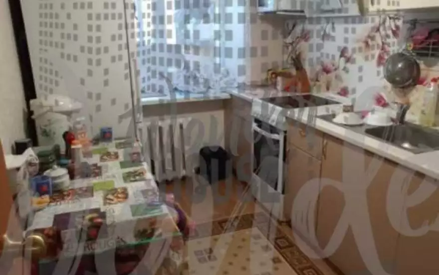 Республики улица, 92