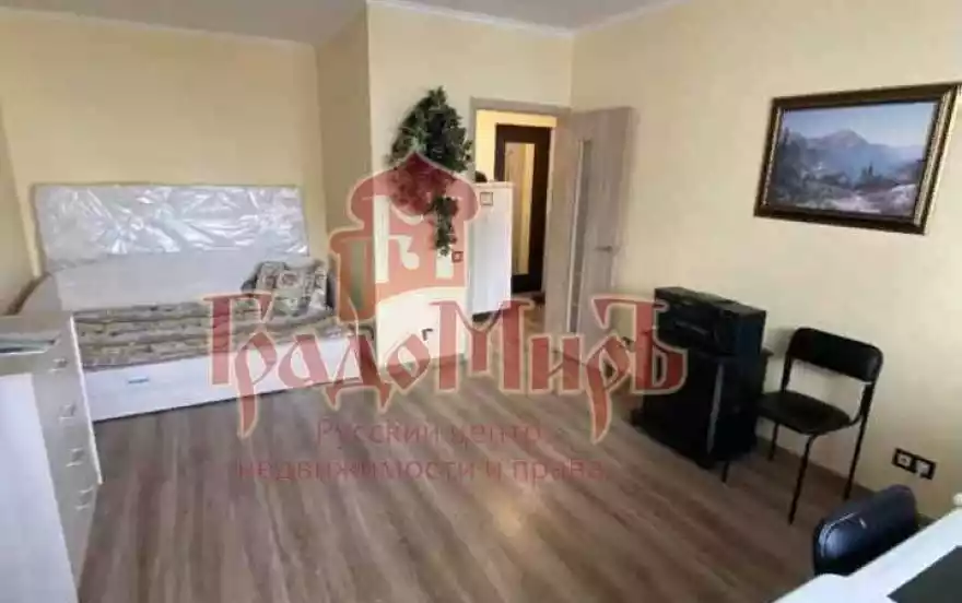 Космонавтов пр-кт, 33а