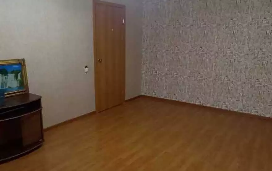 Свиридова улица, 1