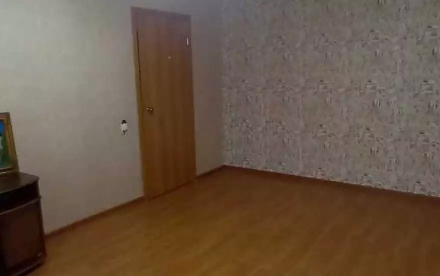 Свиридова улица, 1
