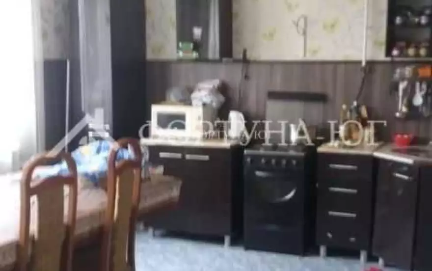Молодёжная улица
