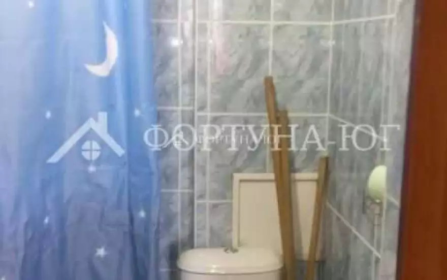 Молодёжная улица