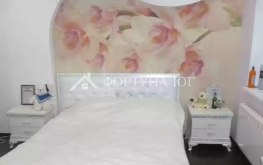 Молодёжная улица