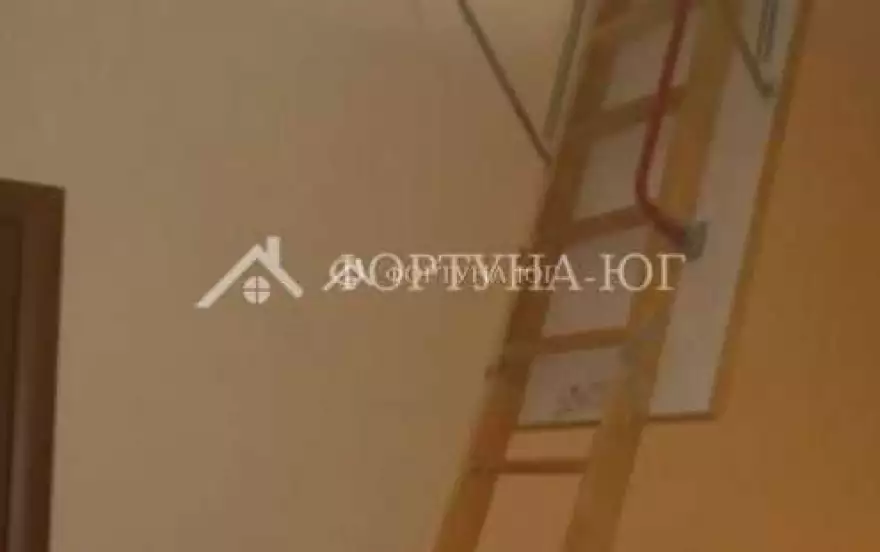 Молодёжная улица