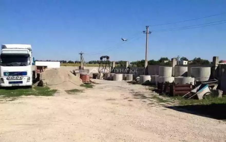 Садовая улица, 1