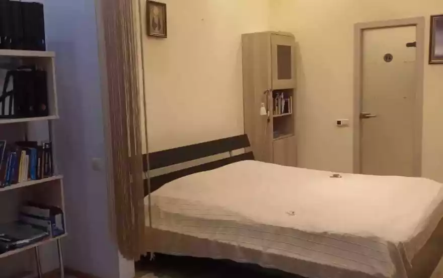 Октября улица, 42