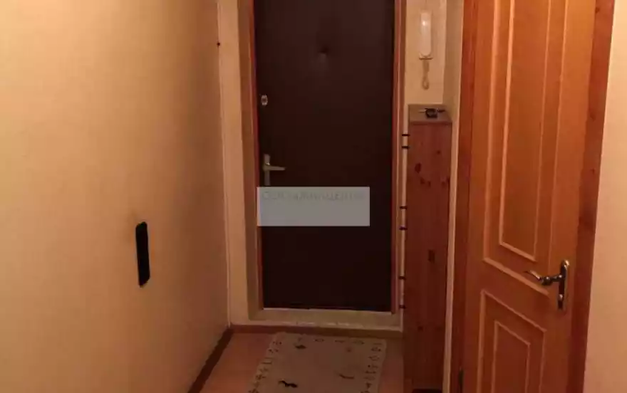 Театральная улица, 8