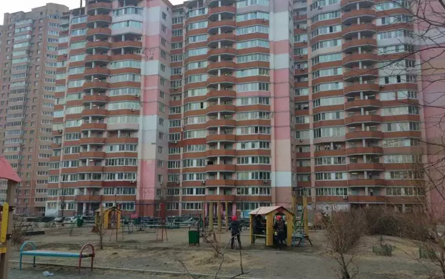 Адмирала Горшкова улица, 30