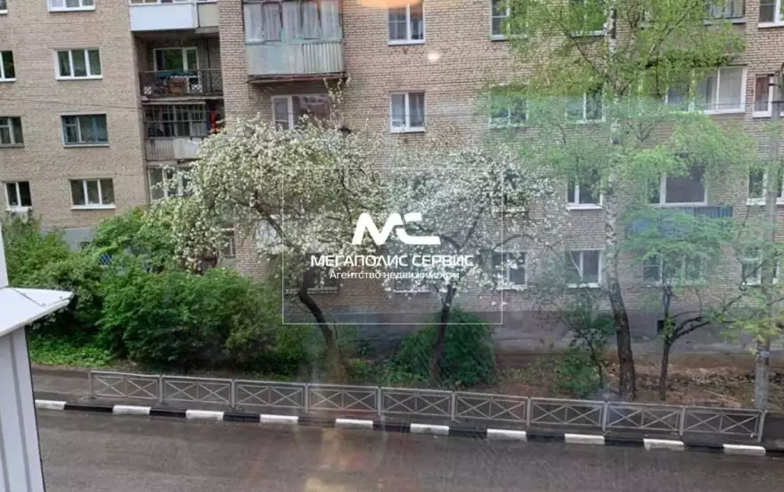 Софьи Перовской улица, 37
