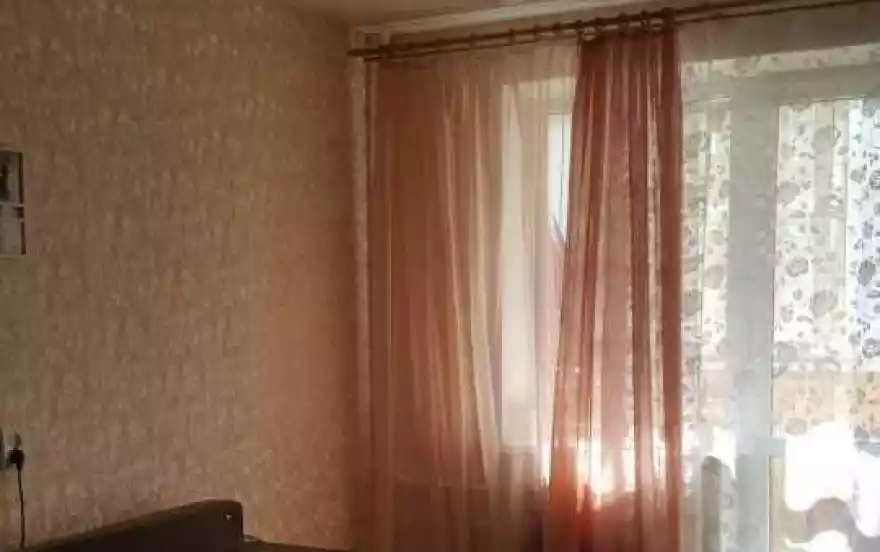 Пограничная улица, 1