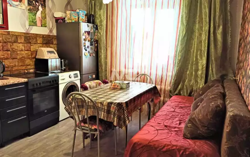 Зайцева улица, 1