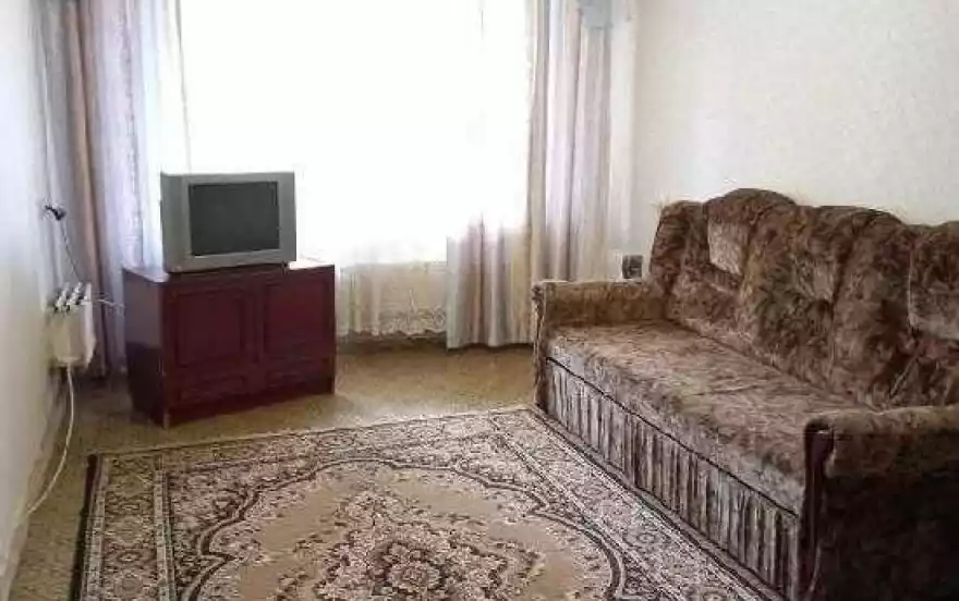 Автостроителей, 4