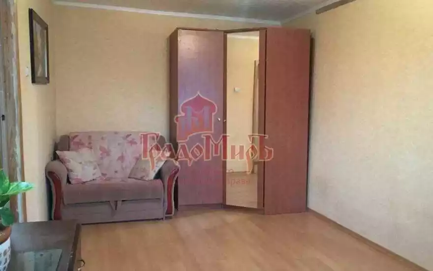 Октябрьская улица, 3