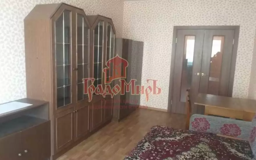 Красной Армии пр-кт, 247