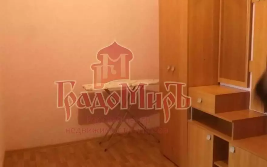 Красной Армии пр-кт, 247