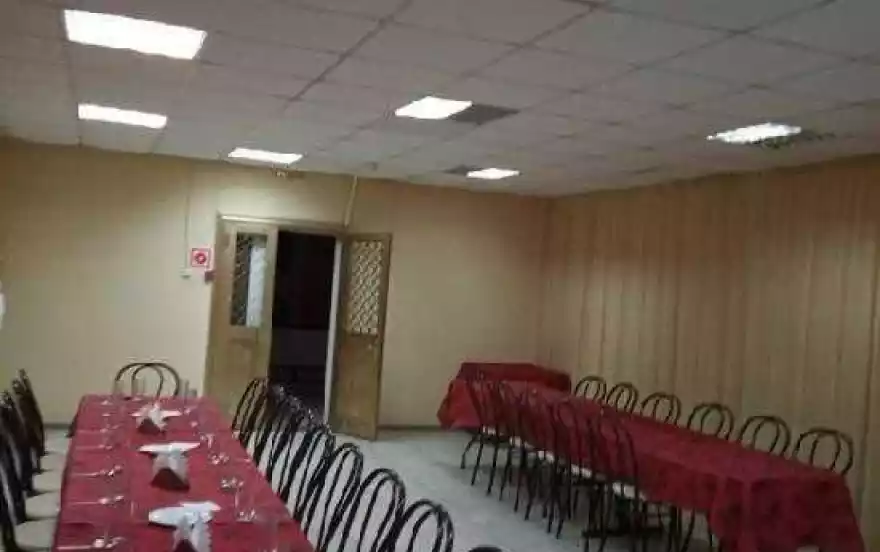 Революционная, 28